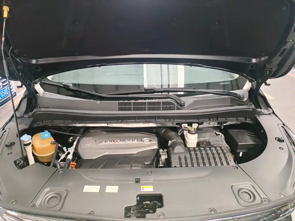GAC Motor Trumpchi M8 2018 — фото 16
