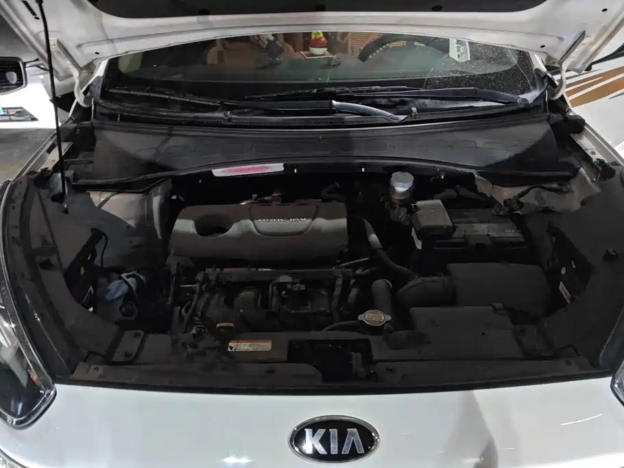 Kia KX3 2015 — фото 10