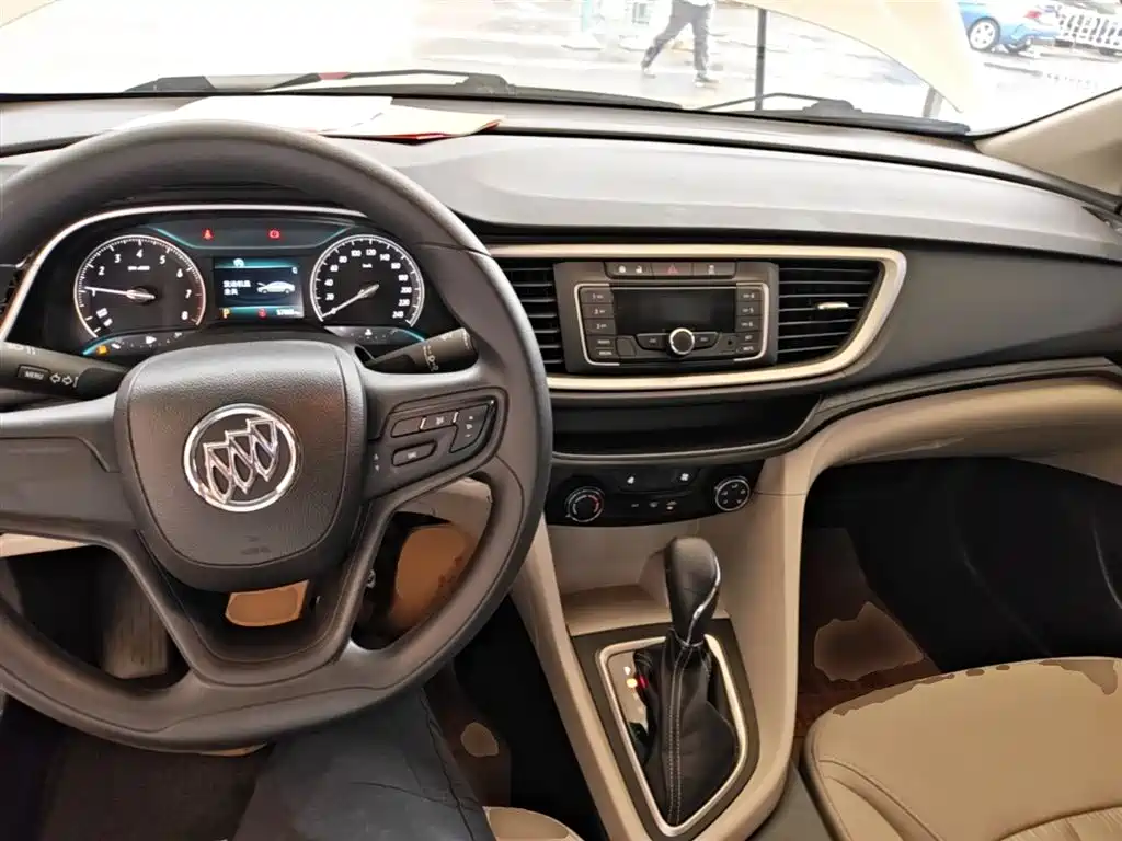 Buick Excelle 2015 — фото 10