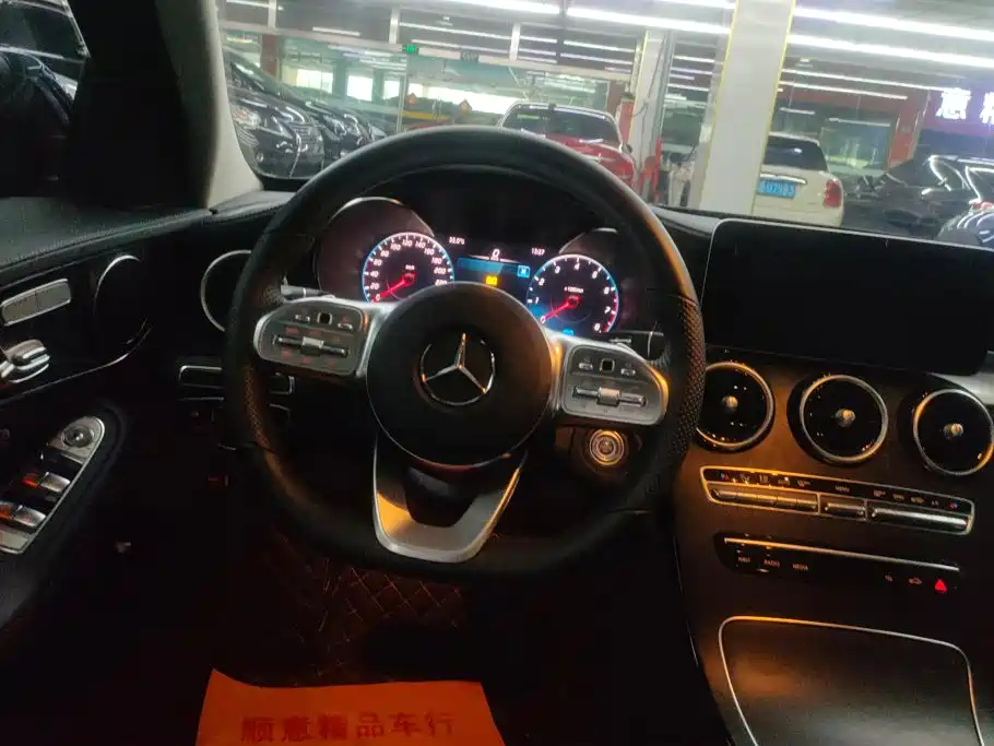 Mercedes-Benz C-Class 2020 — фото 15