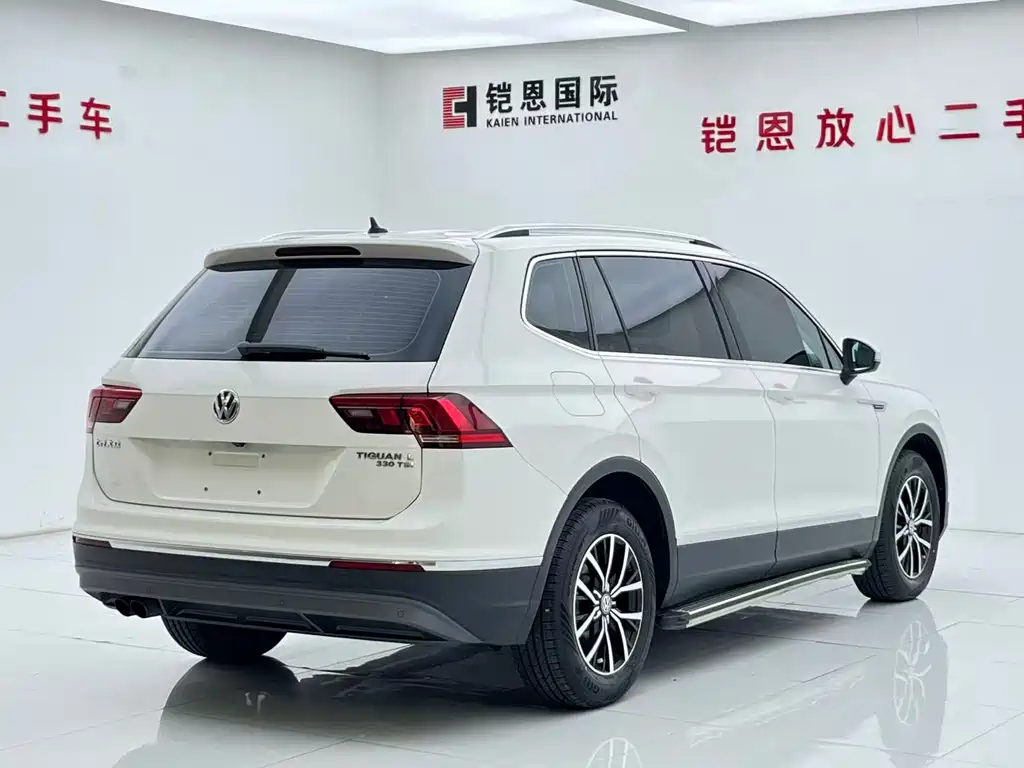 Volkswagen Tiguan L 2018 — фото 24