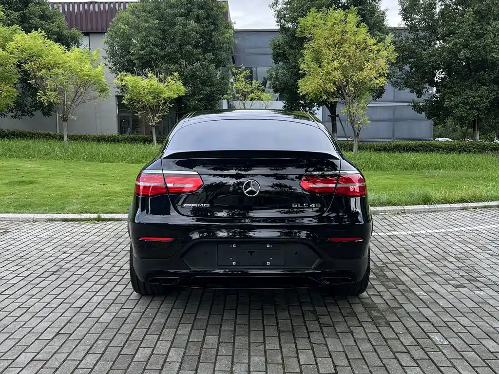 Mercedes-Benz GLC Coupe AMG 2018 — фото 8