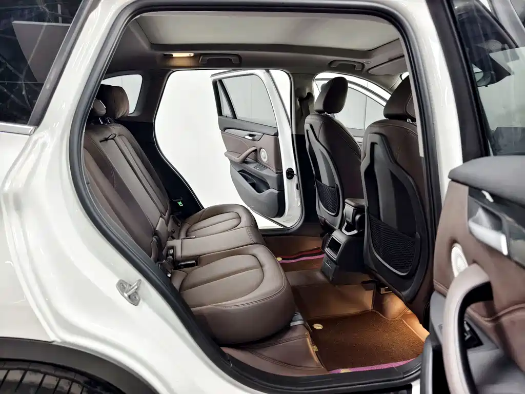 BMW X1 2022 — фото 16