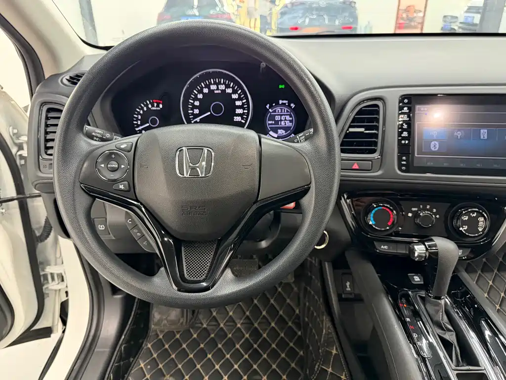 Honda Vezel 2022 — фото 14
