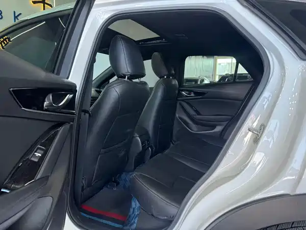 Mazda CX-4 2021