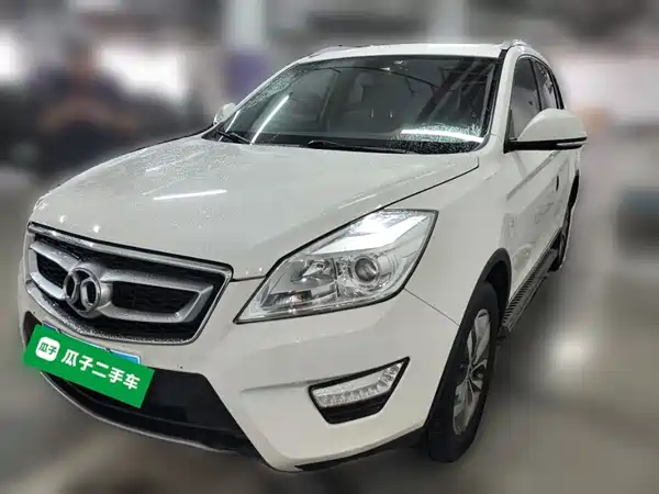 BAIC Shenbao X65 2015