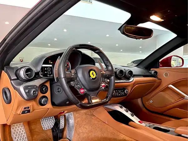 Ferrari F12berlinetta 2014