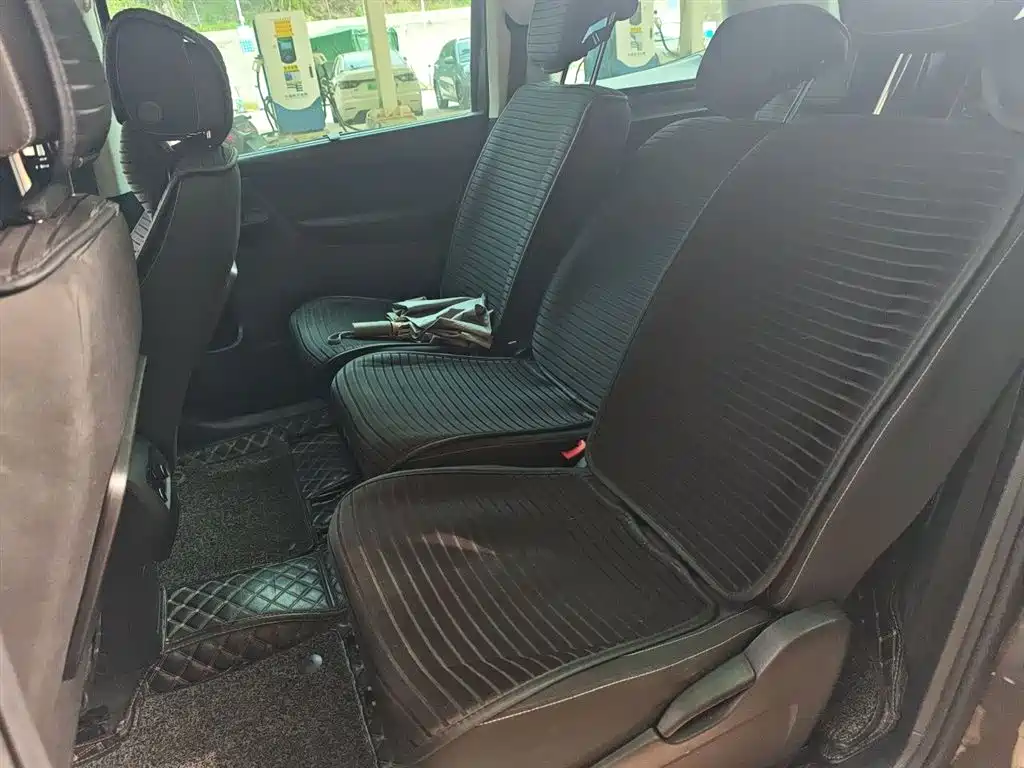 Volkswagen Sharan 2018 — фото 15