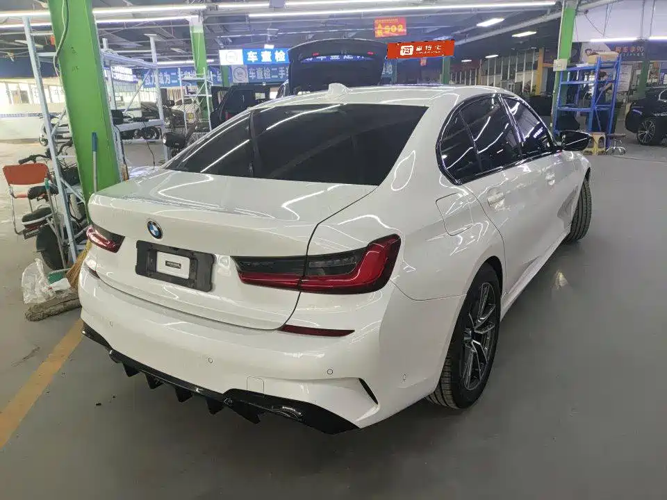 BMW 3 Series 2021