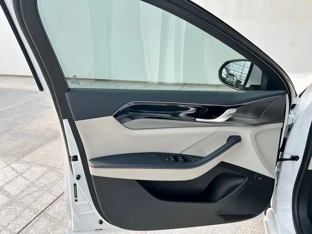 BYD Qin PLUS 2023 — фото 18