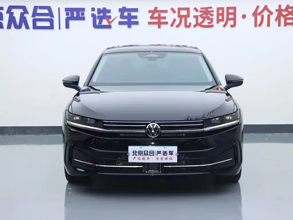 Volkswagen Magotan 2025