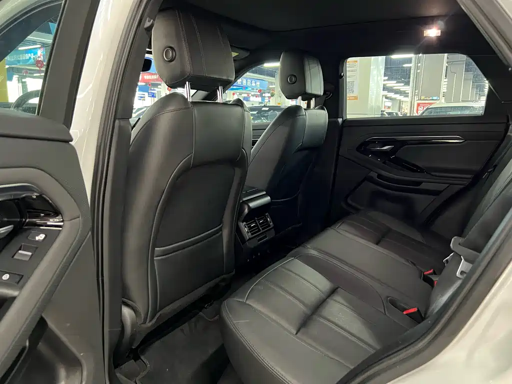 Land Rover Range Rover Evoque 2021 — фото 10