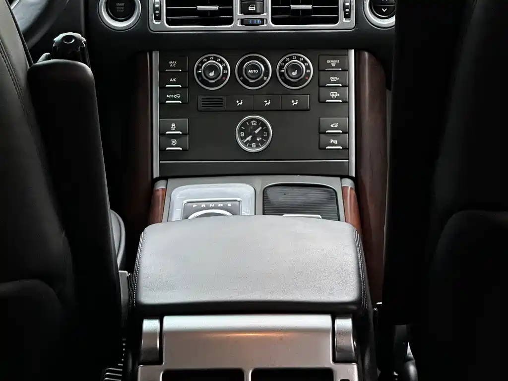 Land Rover Range Rover 2012 — фото 11