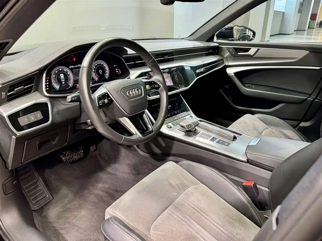 Audi A6L 2022 — фото 26
