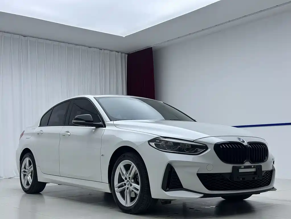 BMW 1 Series 2022