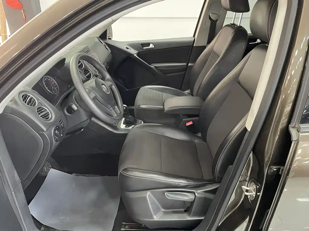 Volkswagen Tiguan 2017 — фото 12