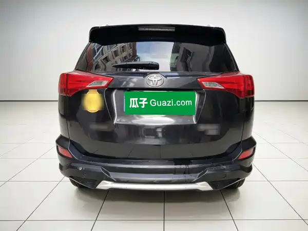 Toyota RAV4 2014