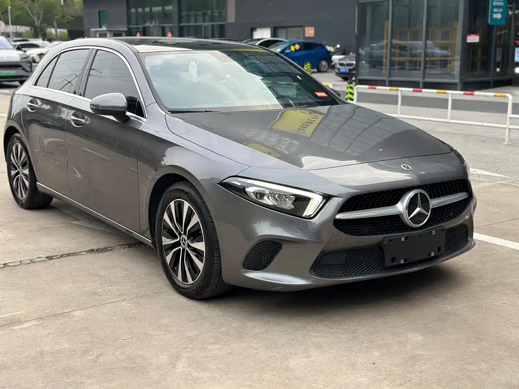 Mercedes-Benz A-Class 2022 — фото 3