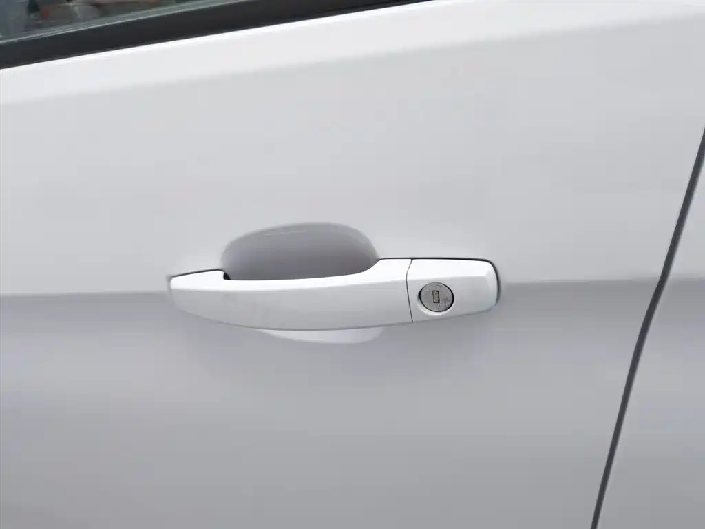 Chevrolet Sail 2015 — фото 18