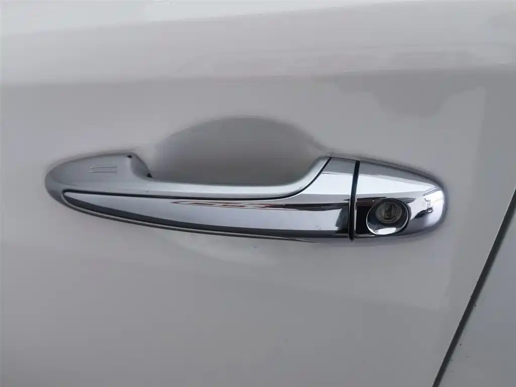 Toyota RAV4 2014 — фото 18