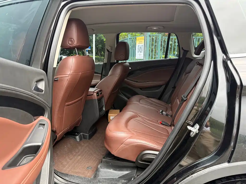 Buick Envision Plus 2018 — фото 9