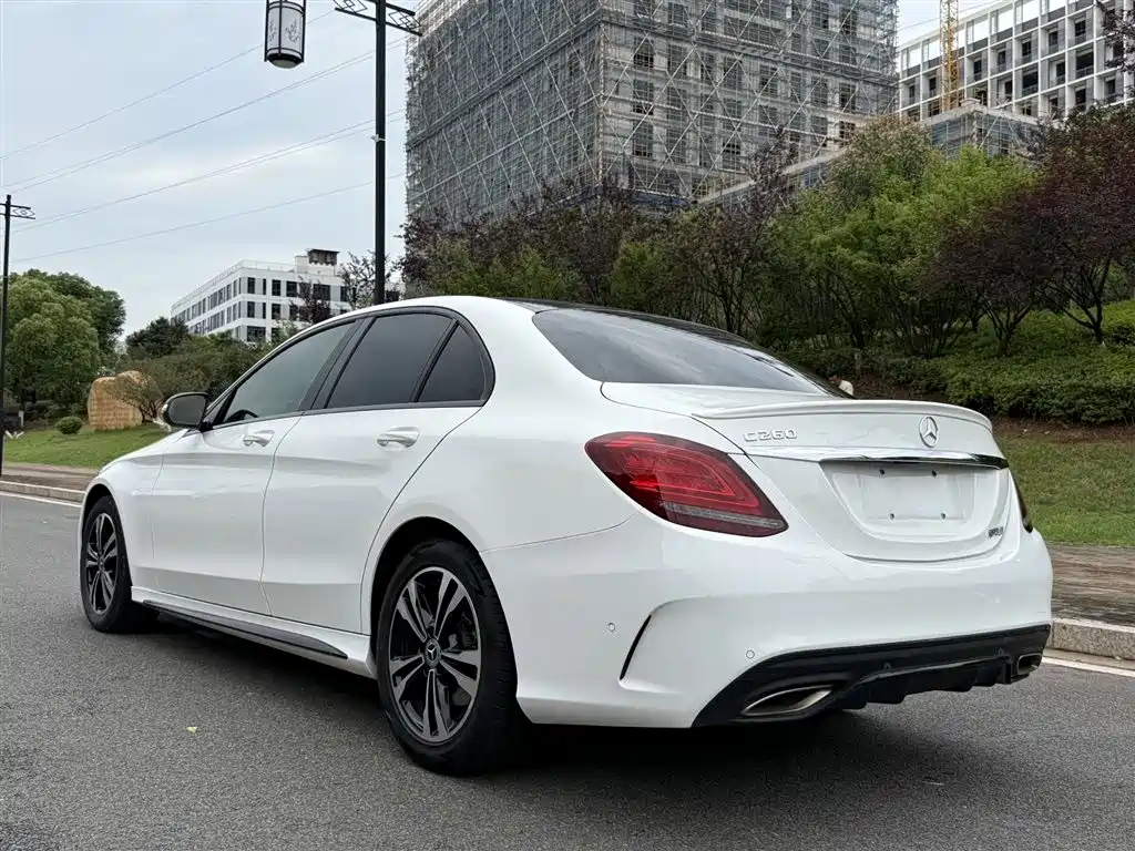 Mercedes-Benz C-Class 2019