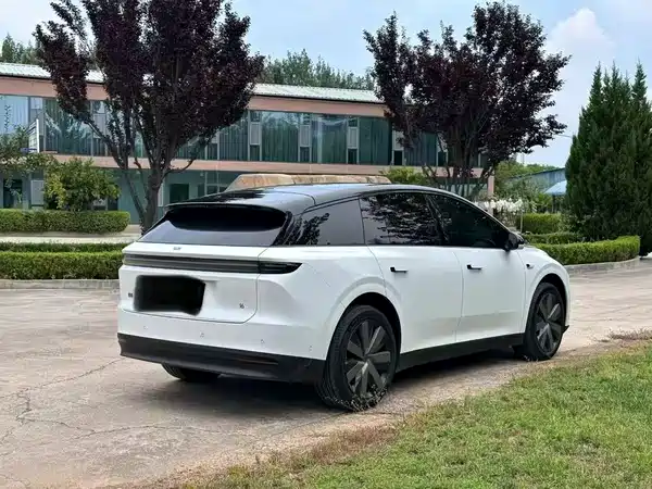 Li Auto i6 2026