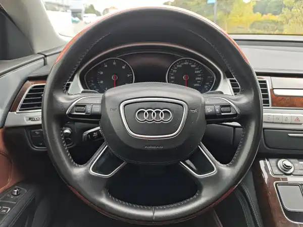 Audi A8 2016