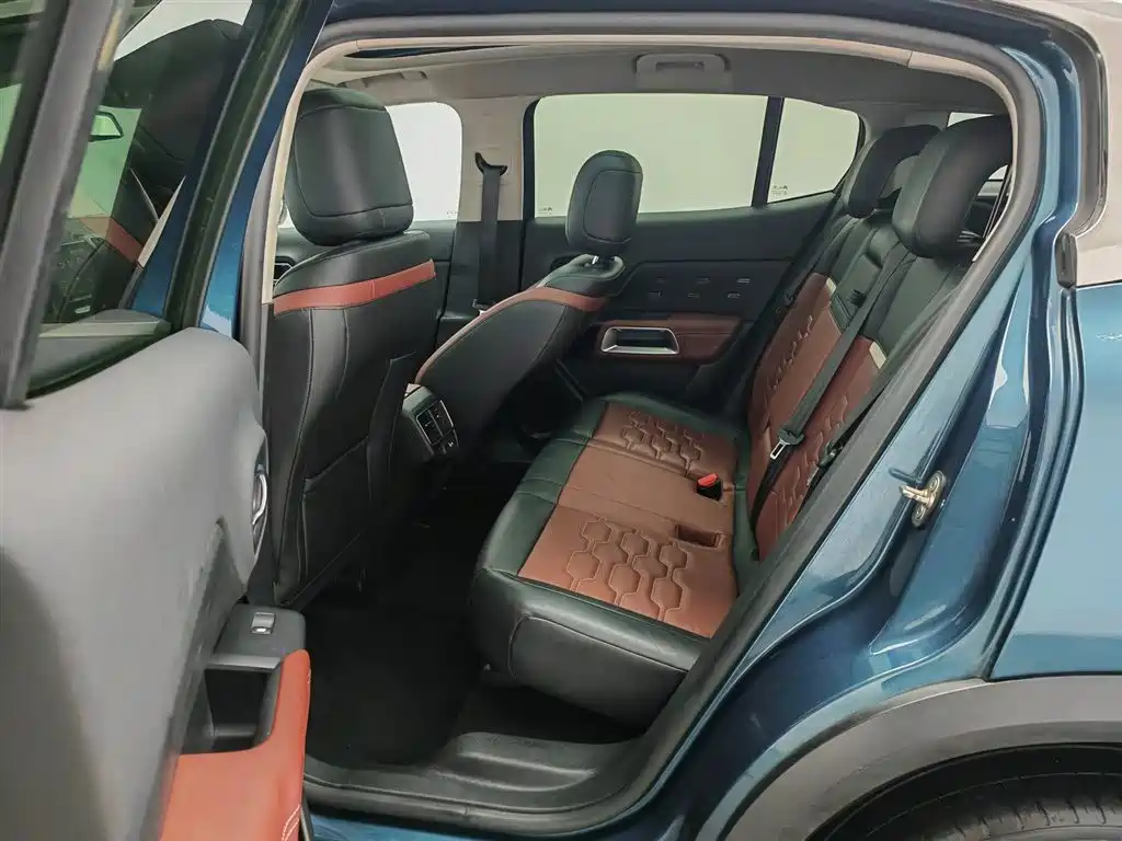 Citroen C5 AIRCROSS 2019 — фото 15