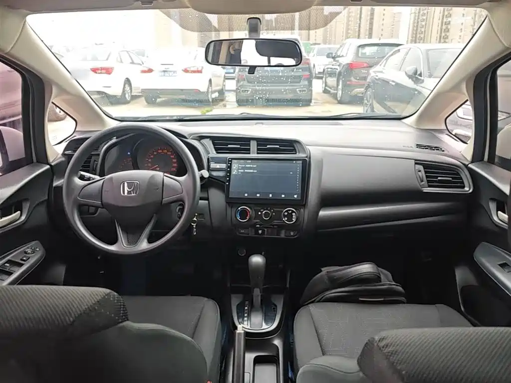 Honda Fit 2019 — фото 10