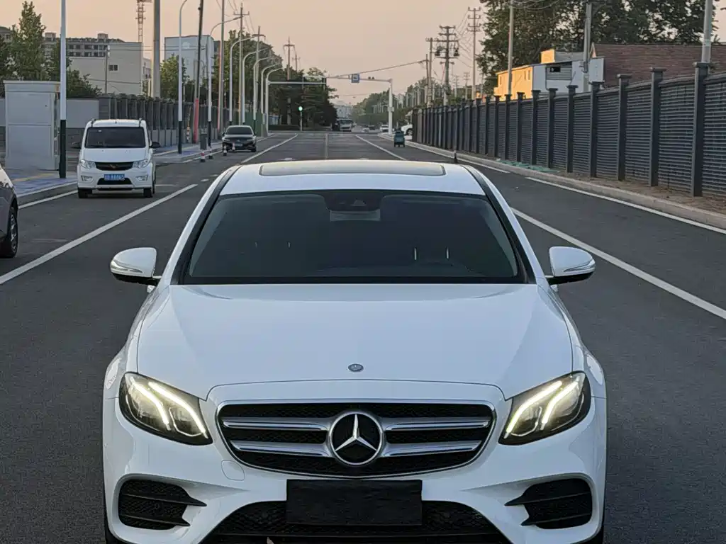 Mercedes-Benz E-Class 2016