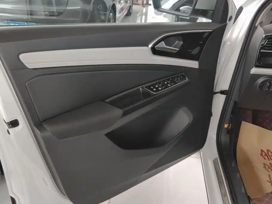 Jetta VS7 2023