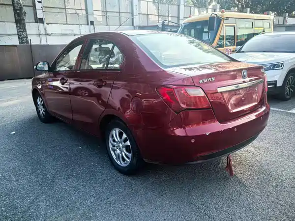 Changan Yuexiang V3 2016