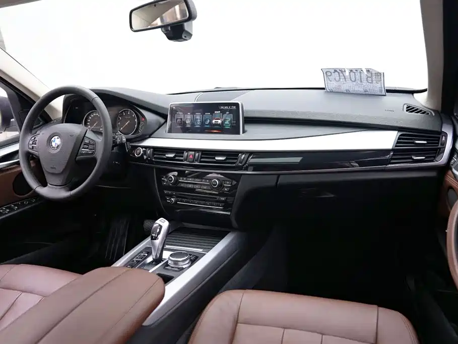 BMW X5 2019 — фото 10