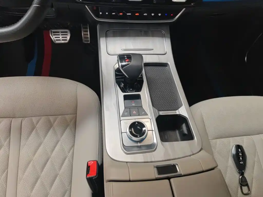 Jetour Jietu X70 PLUS 2024 — фото 14