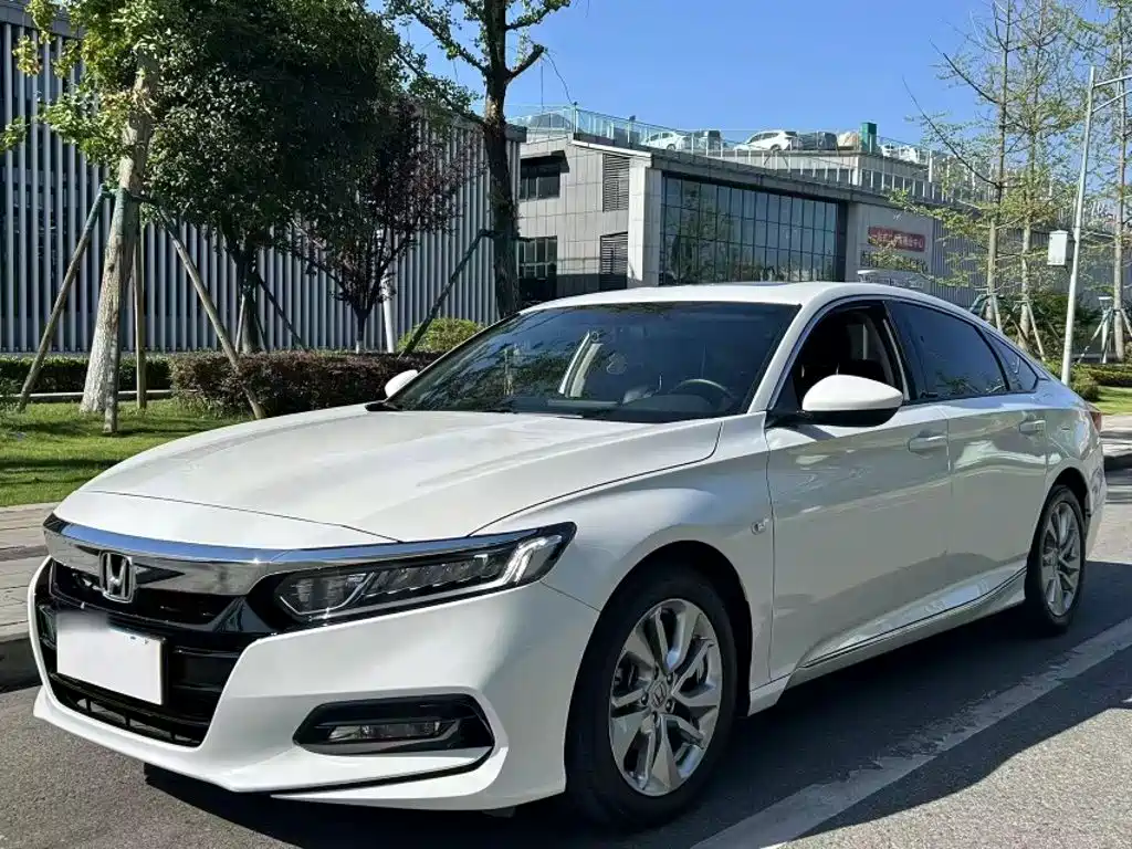 Honda Accord 2020 — фото 24