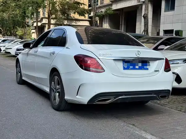 Mercedes-Benz C-Class 2020