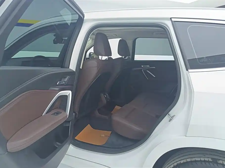 BMW X1 2025 — фото 11