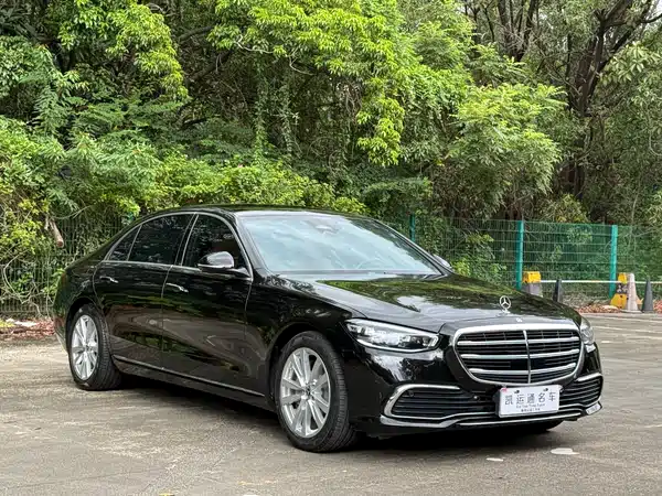 Mercedes-Benz S-Class 2023