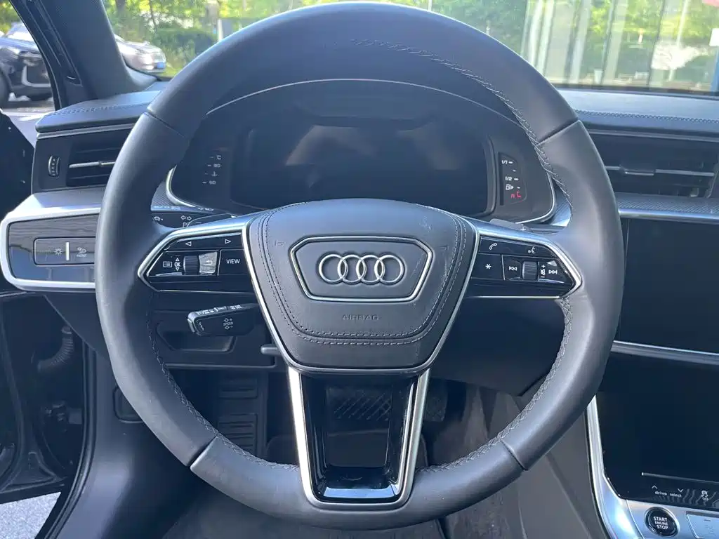 Audi A6L 2025 — фото 11