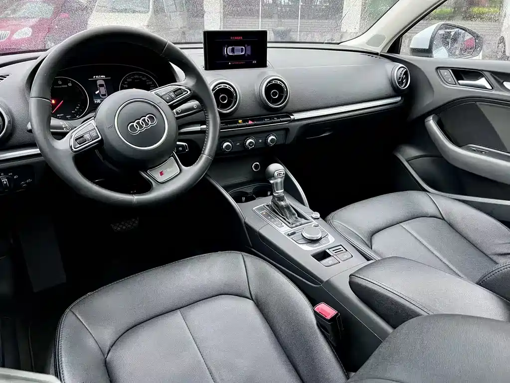 Audi A3 2016 — фото 7