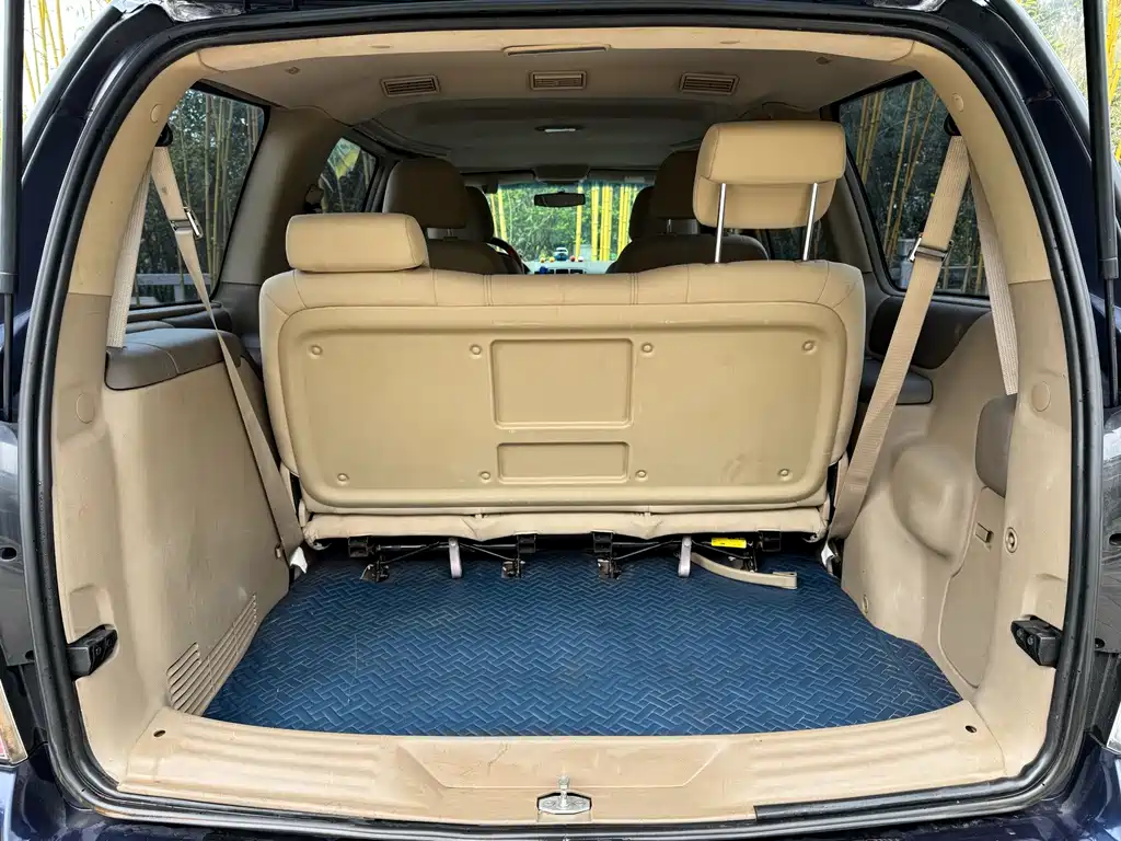 Buick GL8 2016 — фото 16