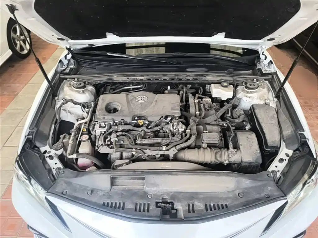 Toyota Camry 2023 — фото 20