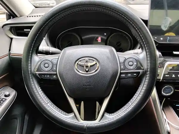 Toyota Harrier 2023