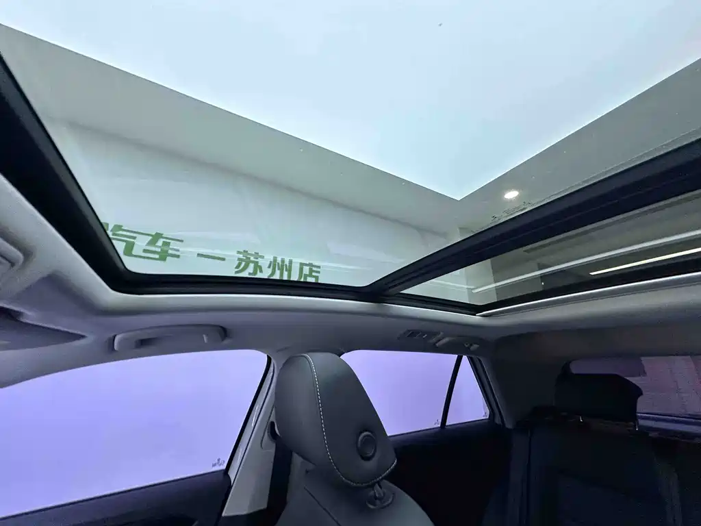 Volkswagen T-Roc 2022 — фото 14