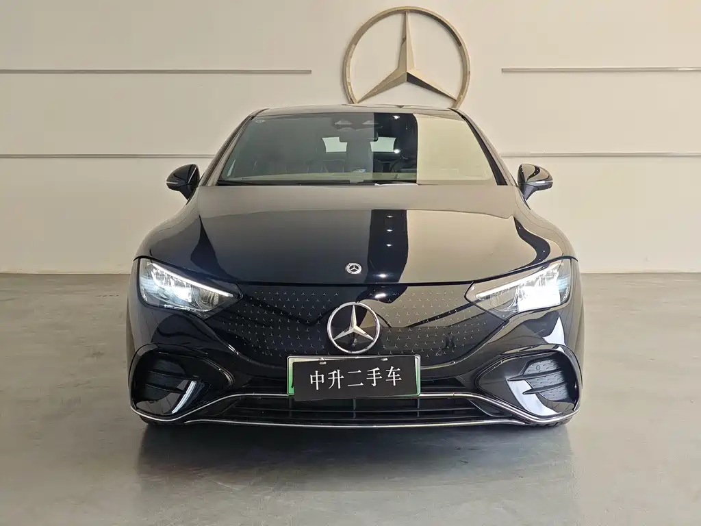 Mercedes-Benz EQE 2025