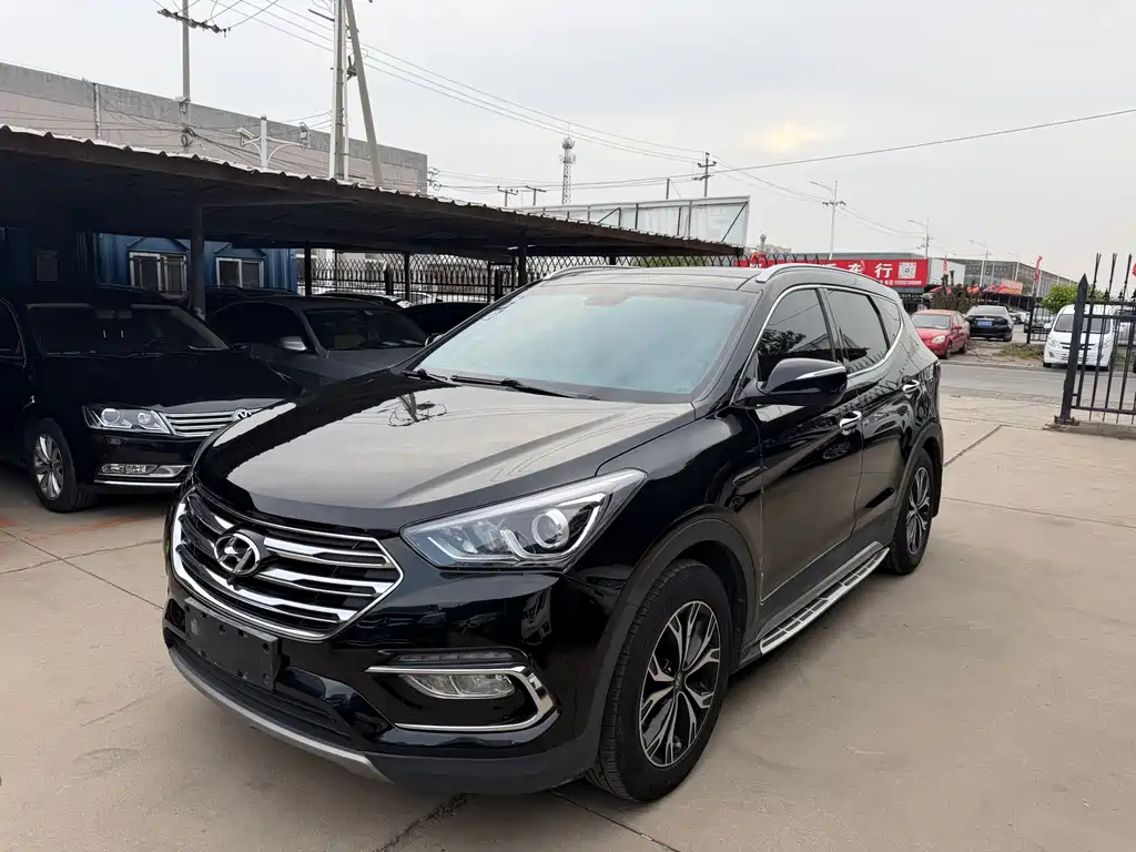 Hyundai Santa Fe 2016