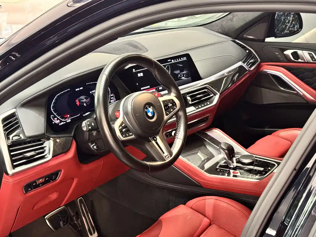 BMW X6 M 2023 — фото 14