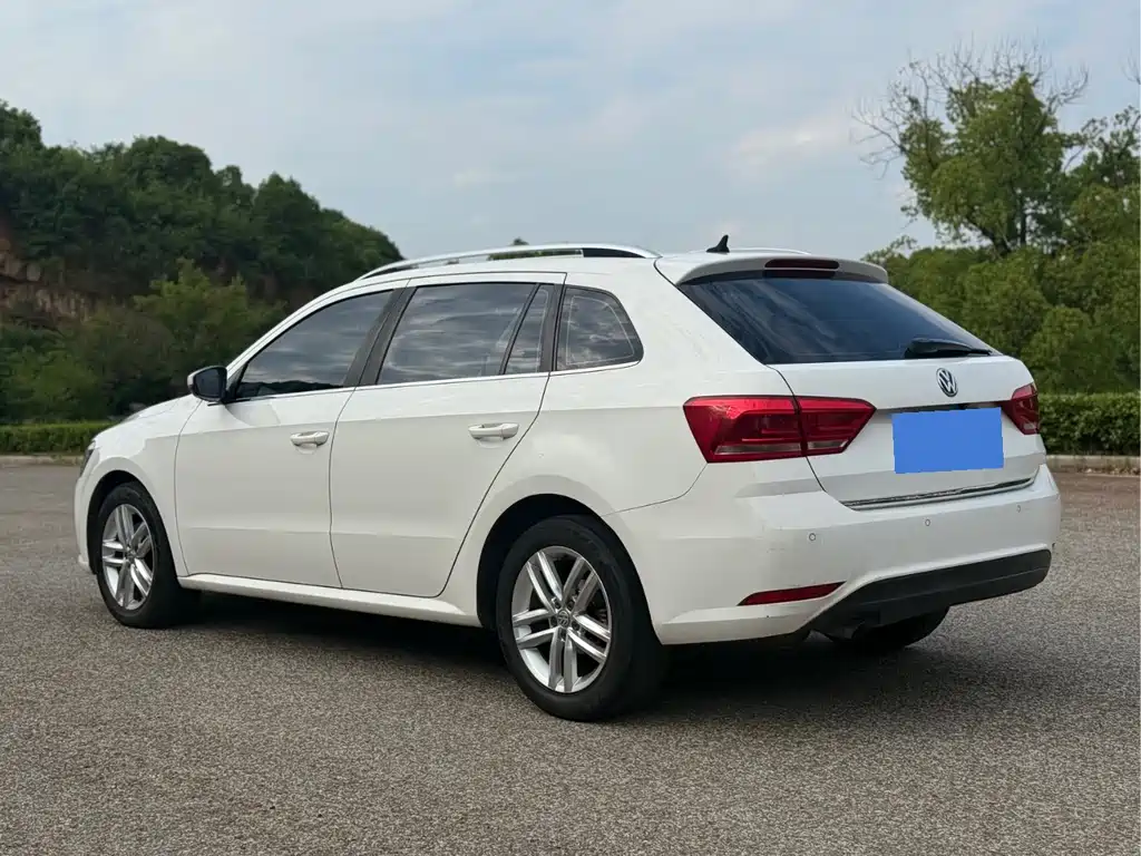 Volkswagen Gran Lavida 2017 — фото 5