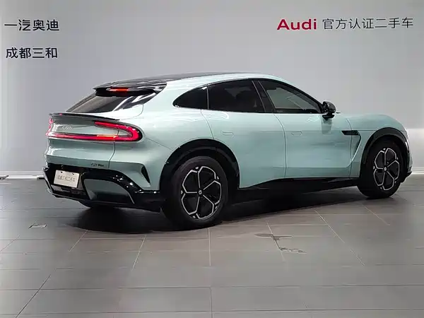 Xiaomi YU7 2025
